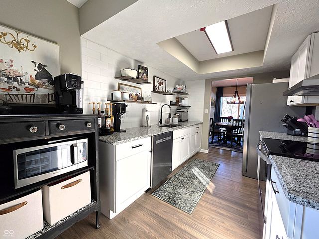 148 Sugarwood Lane, Avon, IN 46123