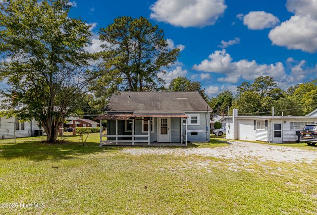 909 E 4th Street, Goldsboro, NC 27534