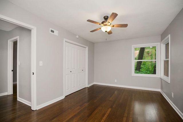 6807 N Walnut Street, Kansas City, MO 64118