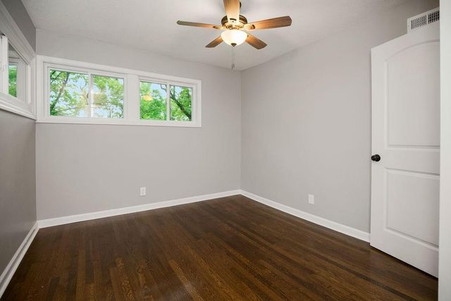 6807 N Walnut Street, Kansas City, MO 64118