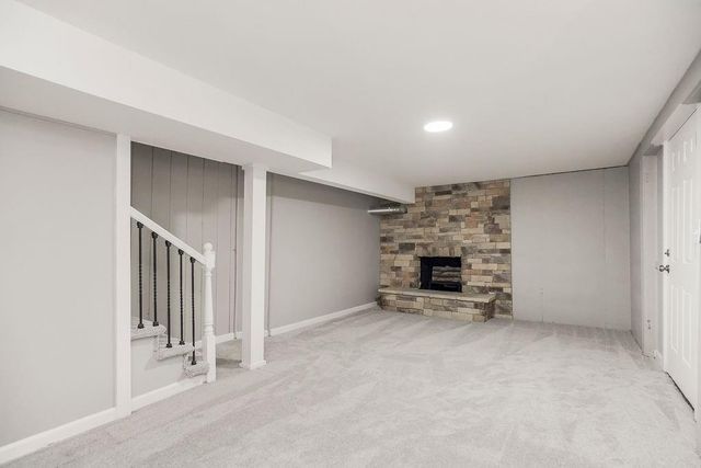 6807 N Walnut Street, Kansas City, MO 64118