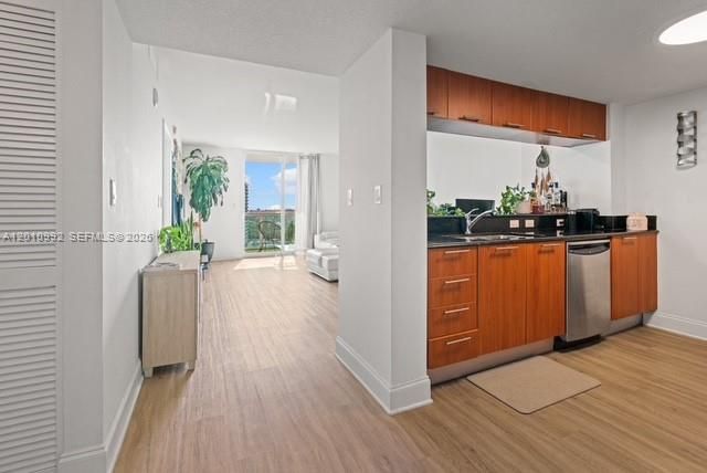 1800 N Bayshore Dr 1604, Miami, FL 33132