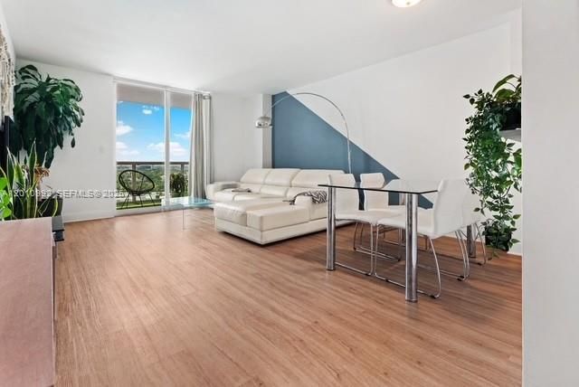 1800 N Bayshore Dr 1604, Miami, FL 33132