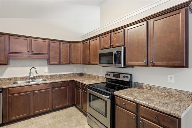 77 Walnut Creek Court, Dallas, GA 30157