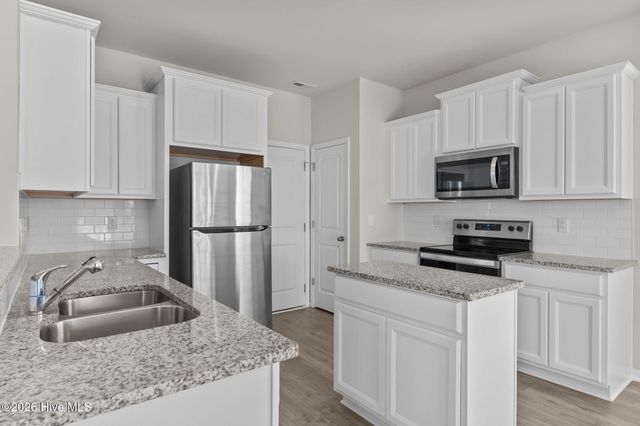 190 Cromwell Court, Raeford, NC 28376