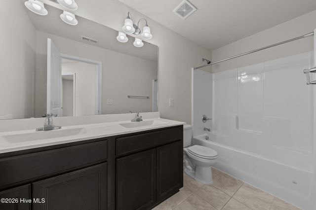 190 Cromwell Court, Raeford, NC 28376