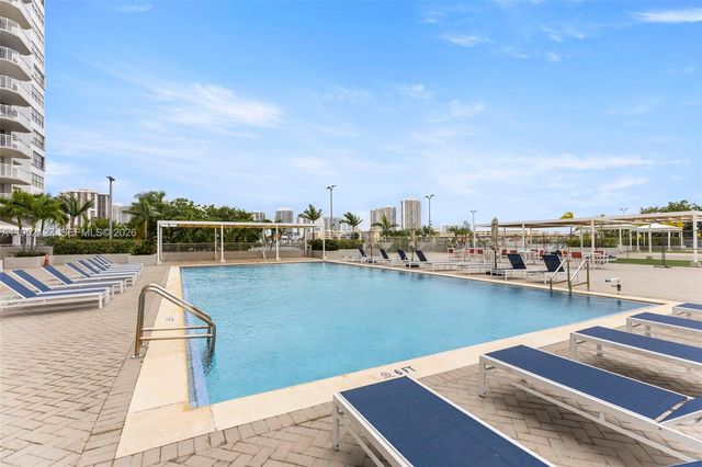 18031 Biscayne Blvd 1604, Aventura, FL 33160