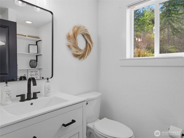 2425 140th Avenue SW, Tenino, WA 98589