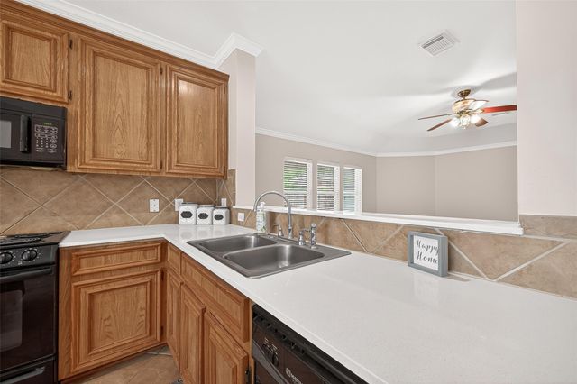 1646 Martin Lake Drive, Richmond, TX 77406