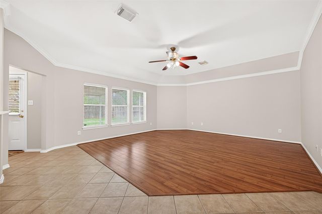 1646 Martin Lake Drive, Richmond, TX 77406