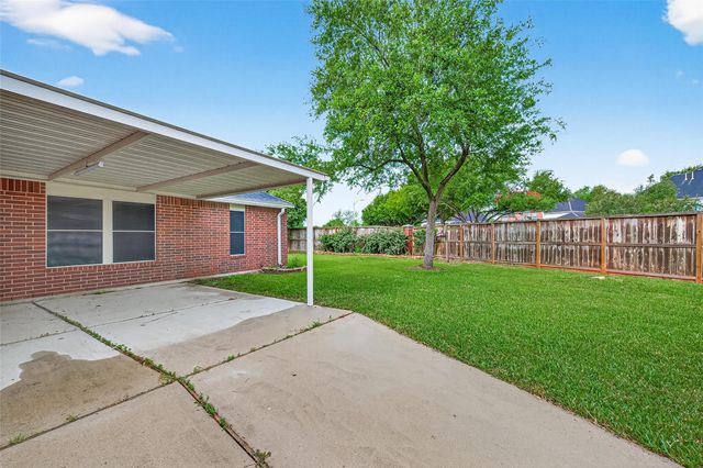 1646 Martin Lake Drive, Richmond, TX 77406