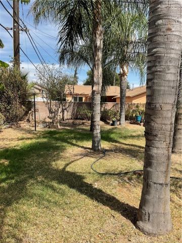 2454 W 7th Street, San Bernardino, CA 92410