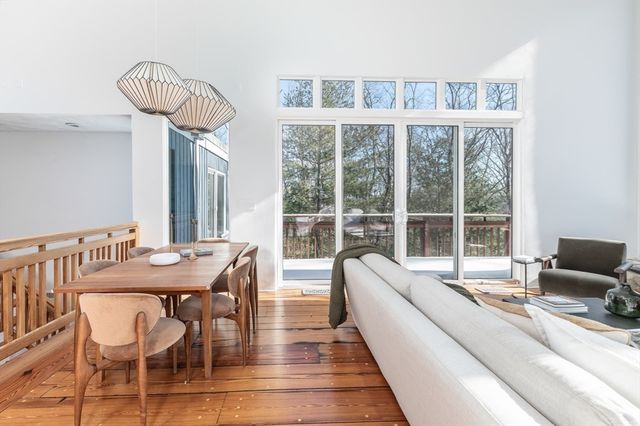 100 Bradford Road, Weston, MA 02493