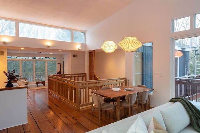 100 Bradford Road, Weston, MA 02493