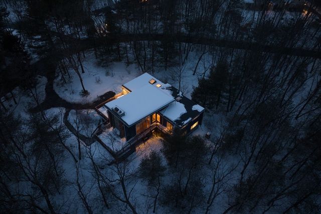 100 Bradford Road, Weston, MA 02493