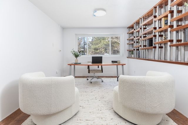 100 Bradford Road, Weston, MA 02493