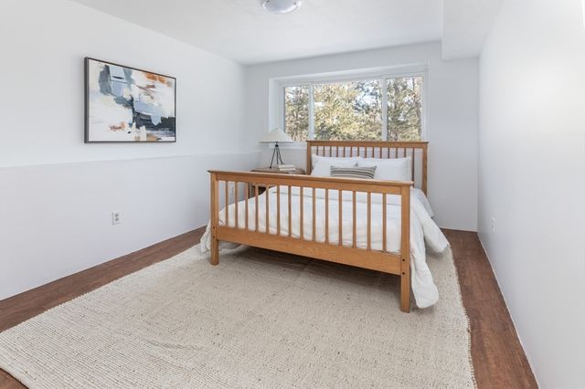 100 Bradford Road, Weston, MA 02493