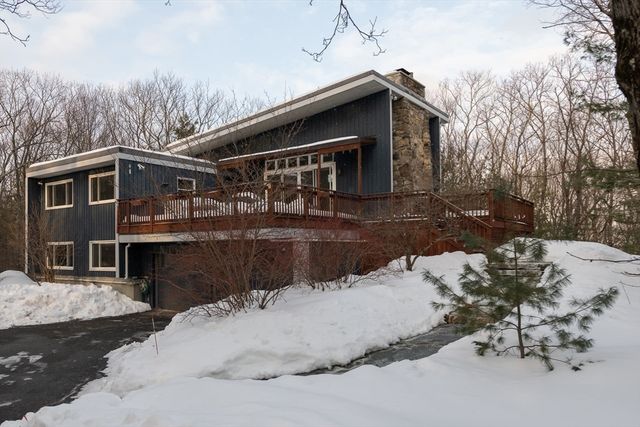 100 Bradford Road, Weston, MA 02493