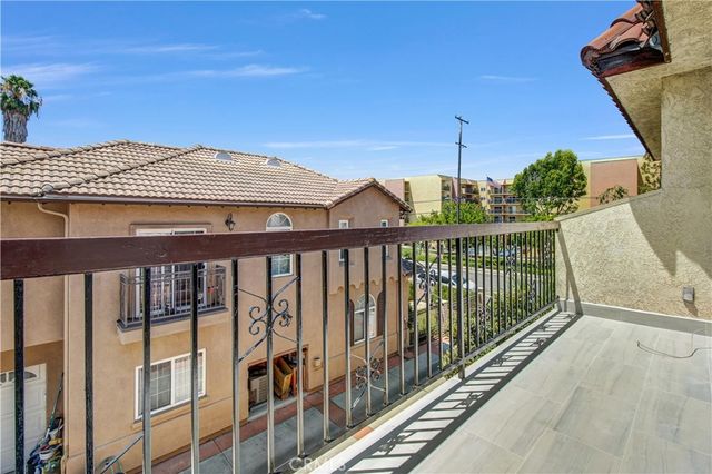 226 N Chandler B, Monterey Park, CA 91754