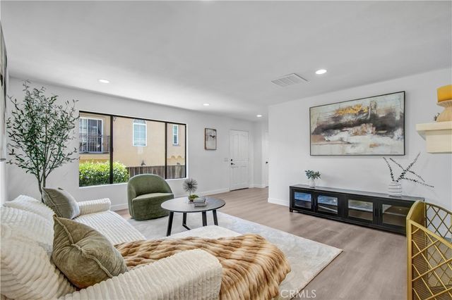 226 N Chandler B, Monterey Park, CA 91754