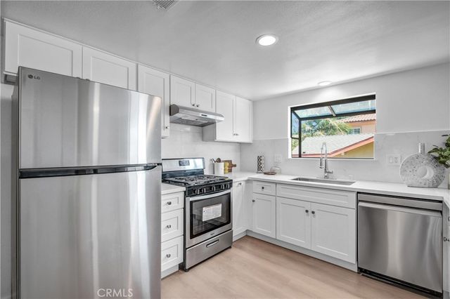 226 N Chandler B, Monterey Park, CA 91754