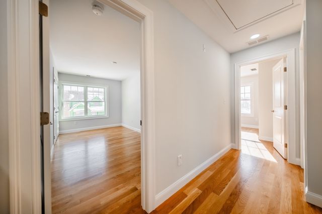 33 Strongwater Drive, Salem, MA 01970