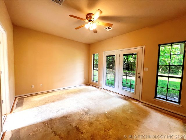 207 E Breanna Street, Kiefer, OK 74041