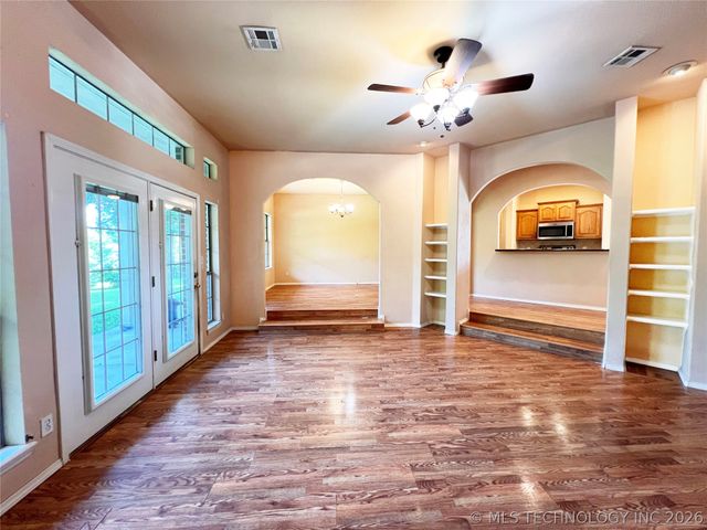 207 E Breanna Street, Kiefer, OK 74041