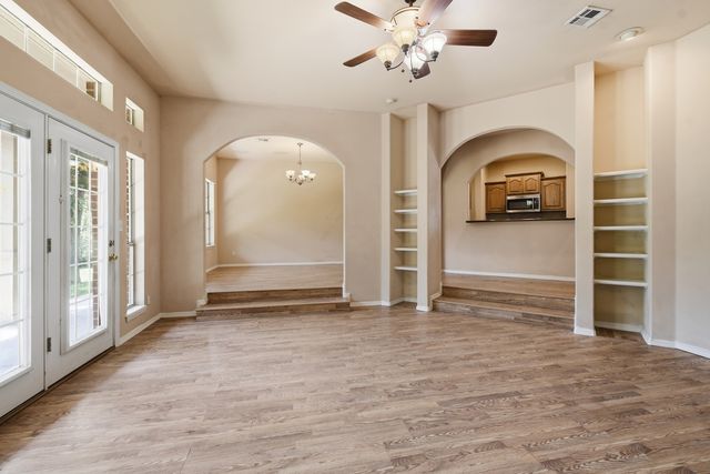 207 E Breanna Street, Kiefer, OK 74041