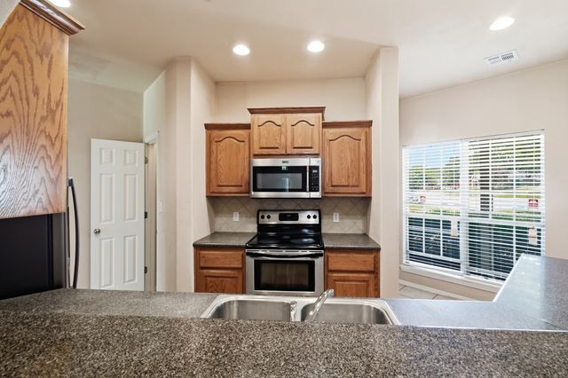 207 E Breanna Street, Kiefer, OK 74041