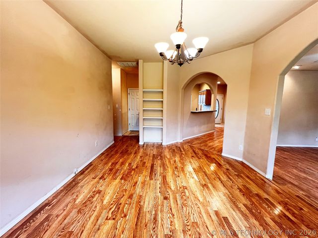 207 E Breanna Street, Kiefer, OK 74041