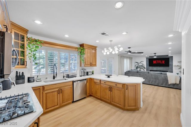 2728 Monrovia Drive, Las Vegas, NV 89117