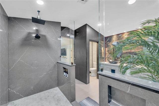 2728 Monrovia Drive, Las Vegas, NV 89117