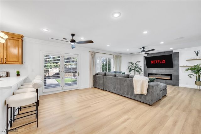 2728 Monrovia Drive, Las Vegas, NV 89117