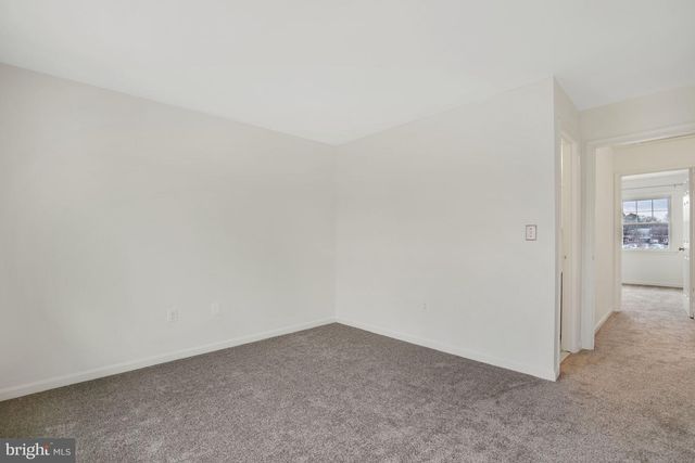 3858 9TH RD S, Arlington, VA 22204