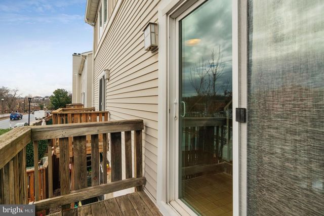 3858 9TH RD S, Arlington, VA 22204