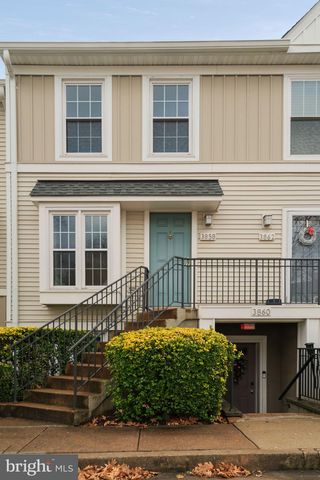 3858 9TH RD S, Arlington, VA 22204