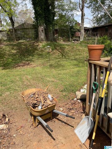 827 W 38TH STREET, Anniston, AL 36201