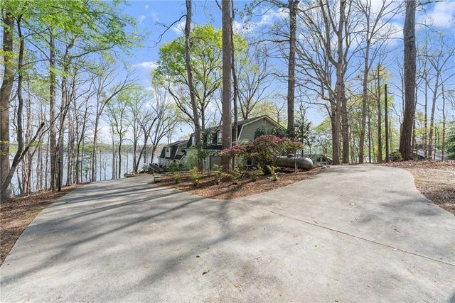 103 Tugalo Point, Lavonia, GA 30553