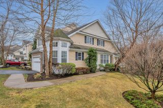 1 Dogwood Court 1, Middlebury, CT 06762