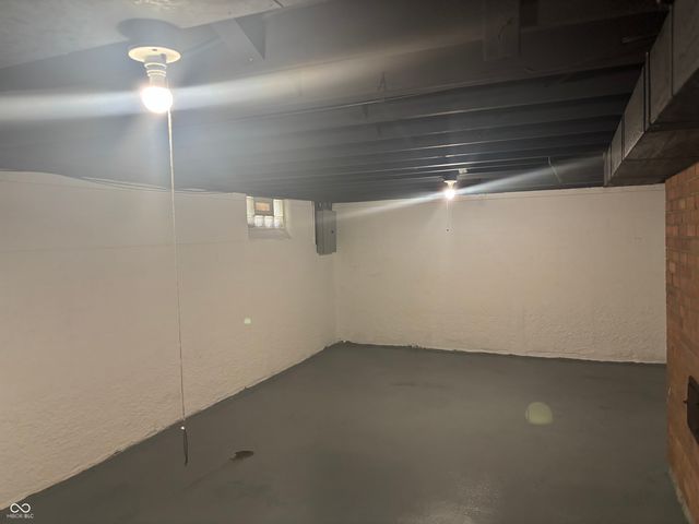 1223 E Thompson Road, Indianapolis, IN 46227