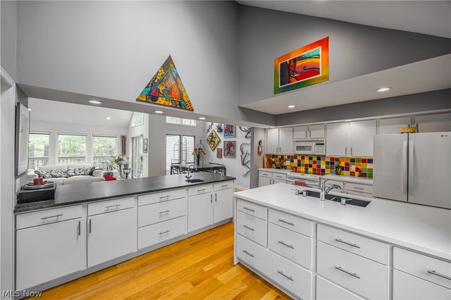 632 Blue Spruce Trail, Chagrin Falls, OH 44023