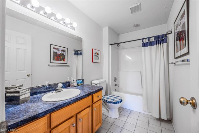 632 Blue Spruce Trail, Chagrin Falls, OH 44023