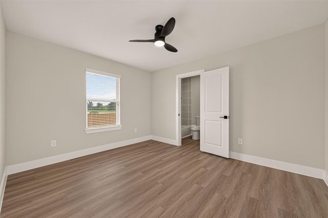 1269 Road 5714, Cleveland, TX 77327