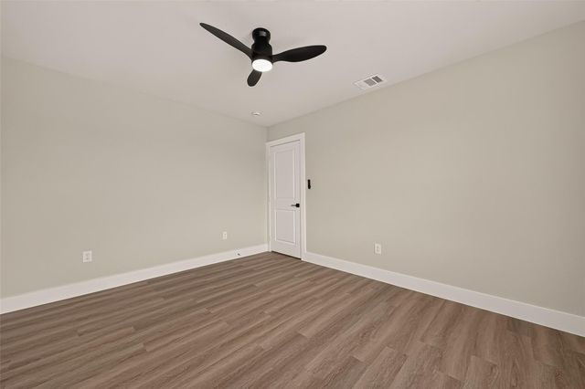 1269 Road 5714, Cleveland, TX 77327