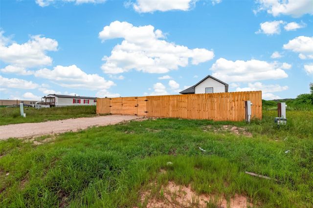 1269 Road 5714, Cleveland, TX 77327
