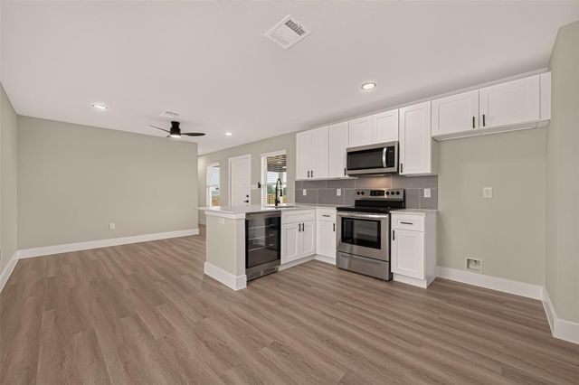 1269 Road 5714, Cleveland, TX 77327