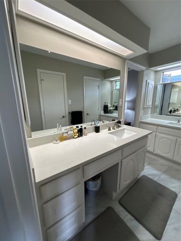 6014 Daven Oaks Drive, Dallas, TX 75248