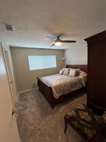 6014 Daven Oaks Drive, Dallas, TX 75248