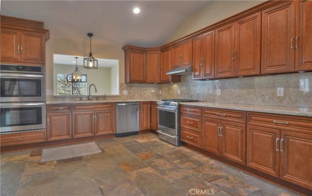 27788 West Shore, Lake Arrowhead, CA 92352